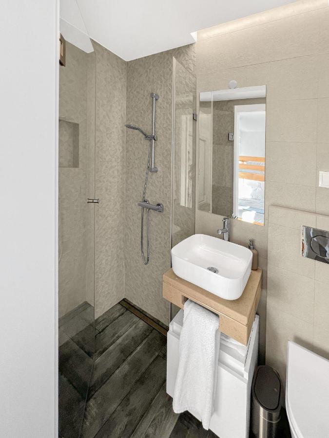 Sea Light Apartment Sesimbra. 2 Bedrooms, 6 Guests Екстериор снимка